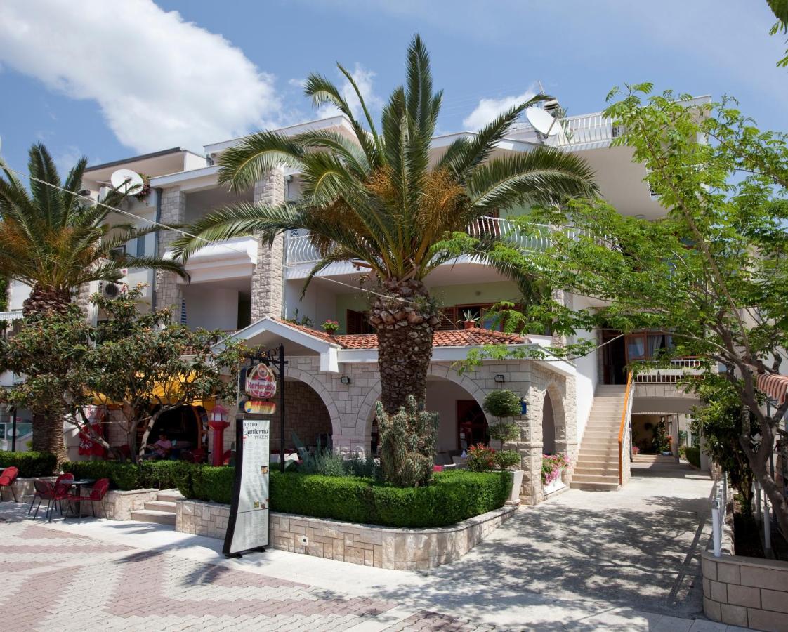 Apartments Milana Tucepi Bagian luar foto